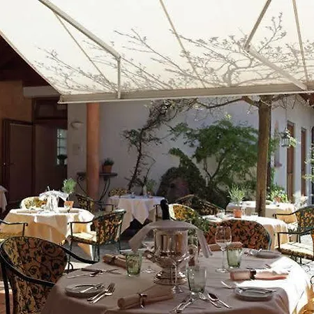 Hotel Hotel-restaurant Adler 4*
